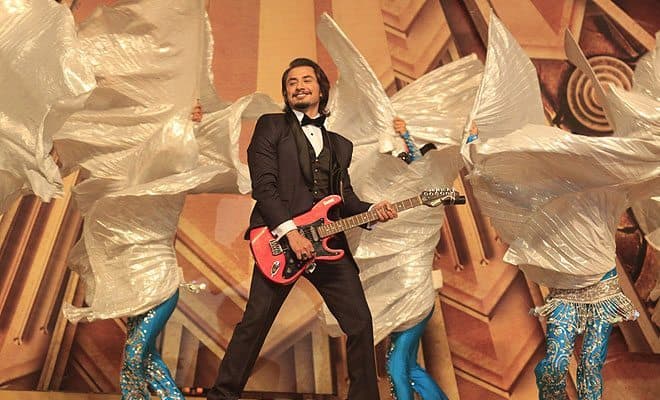 Ali Zafar - Chal Buleya (Music Video)