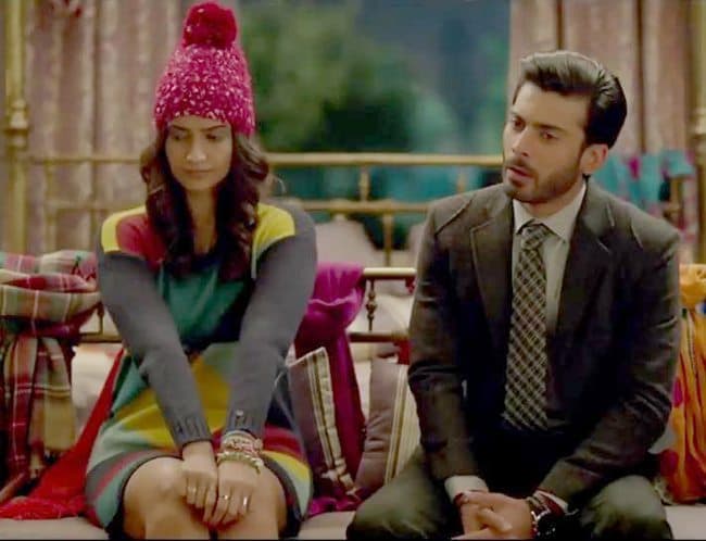 Khoobsurat - Engine Ki Seeti (Music Video)