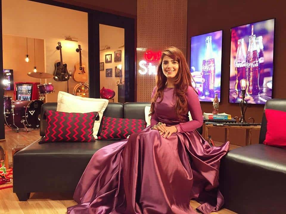 Momina Mustehsan Is Engaged!