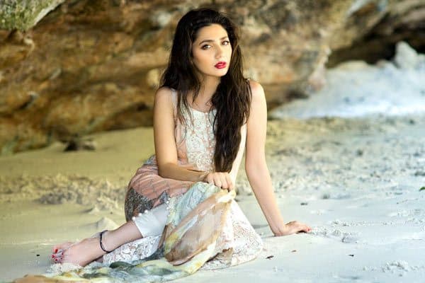 Mahira Khan Confirms She Has Been Casted In Maula Jutt