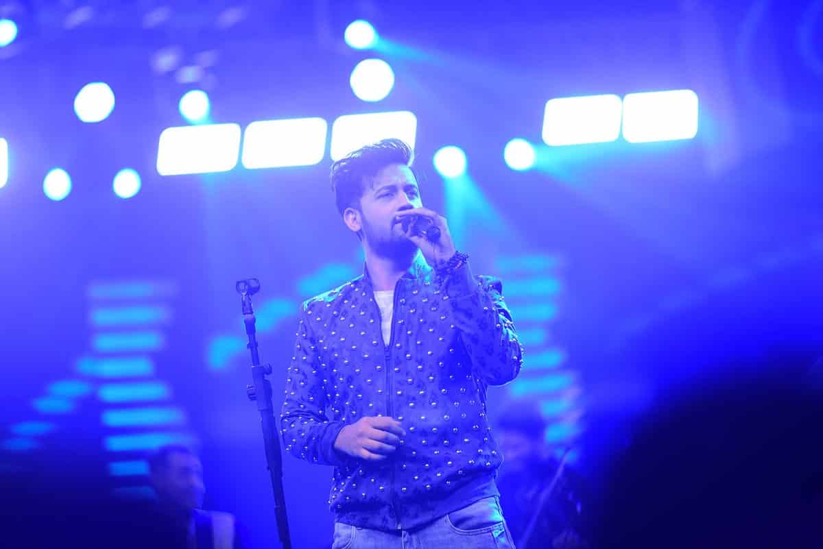 Atif Aslam Steals Spotlight At Battle Of The Bands Finale