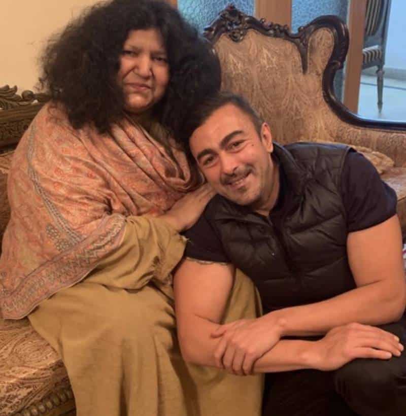 Abida Perveen with Shaan Masood