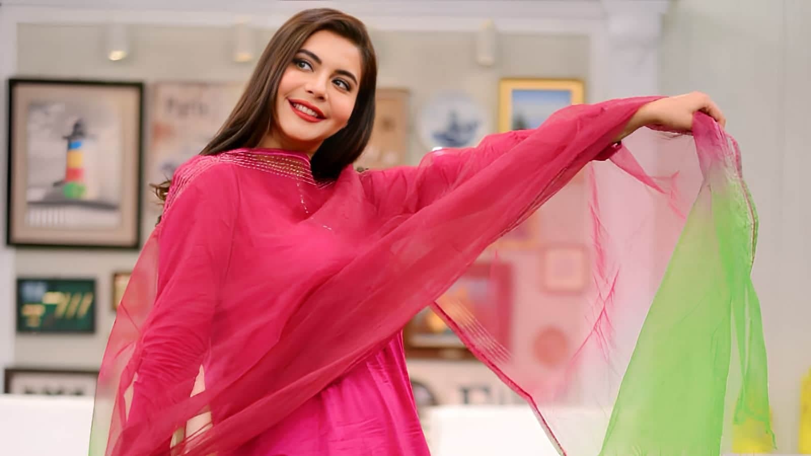 Nida Yasir Returns to Studies, Eyes Fashion Career