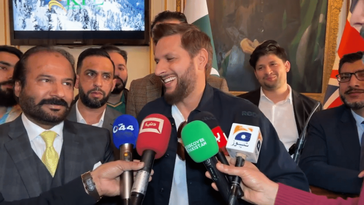 Shahid Afridi Lands in Hot Waters as Netizens Call for his Brand's Boycott
