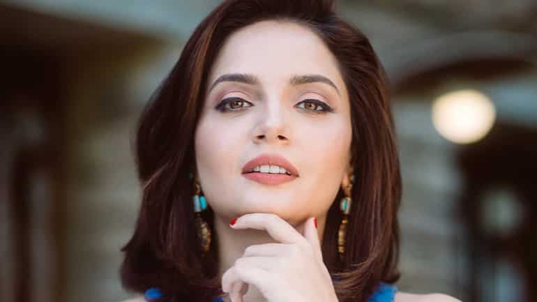 Armeena Khan Is Back After 3 Years