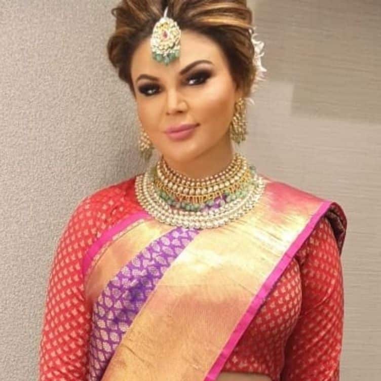 Famous Indian Actress Rakhi Sawant Accepts Islam