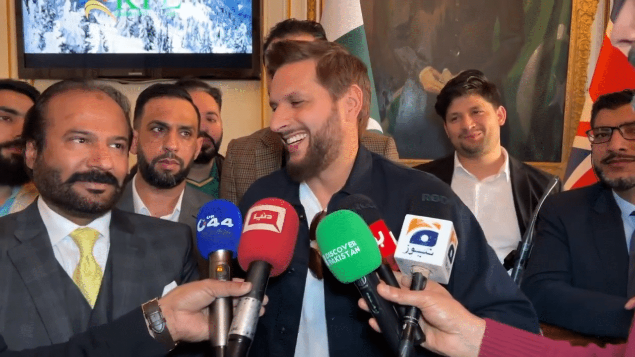 Shahid Afridi Lands in Hot Waters as Netizens Call for his Brand's Boycott
