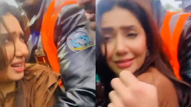Mahira Khan Reportedly Harassed at Love Guru Promo Event