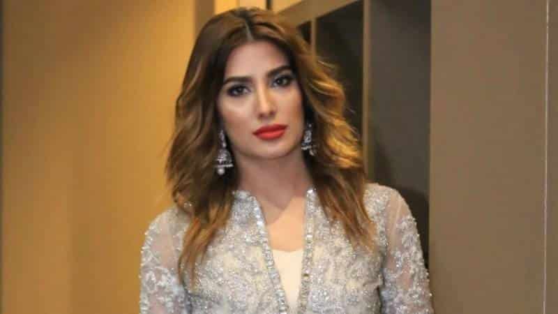 Mehwish Hayat Shares Her Views on Bollywood Offers