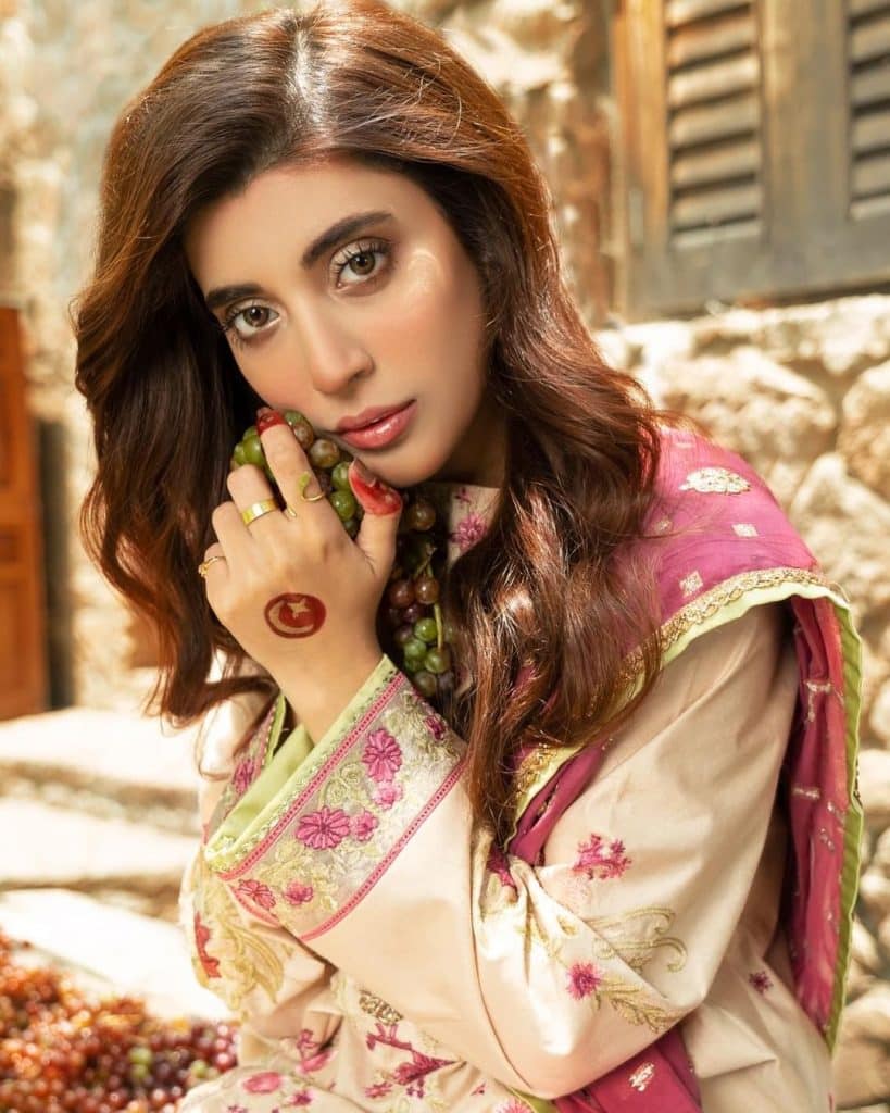 Urwa Hocane Replaces Sana Javed For Rang Rasiya Eid Campaign.
