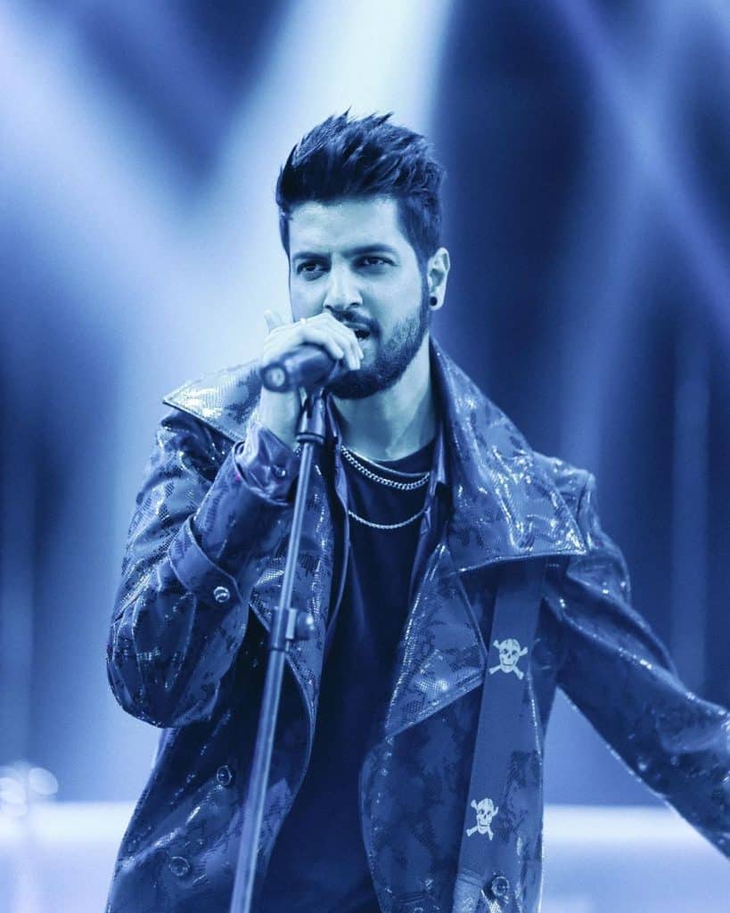 Celebrities Say Religion Does Not Forbid Music After Abdullah Qureshi’s Decision