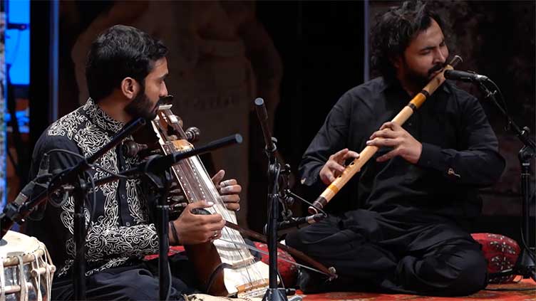 Sharif Awan, a Pakistani music producer, brings pride to Pakistan.