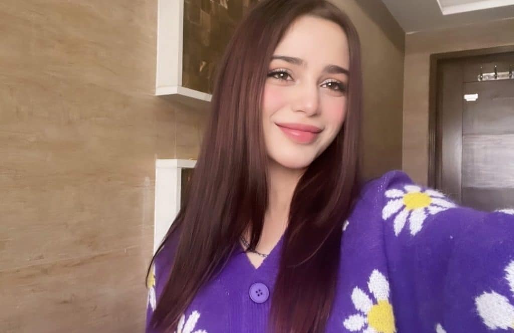 Aima Baig Shares Her Courageous Journey Through Mental Health Struggles; Talks About a Harrowing Scandal That Almost Took Her Life
