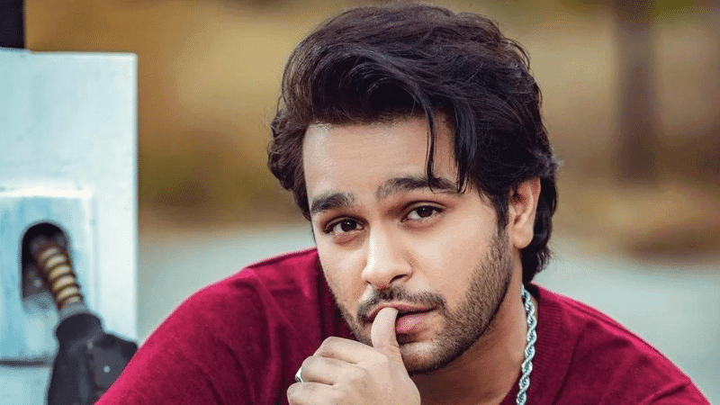 Asim Azhar's Powerful Response to Trolls at Karachi Literary Festival!