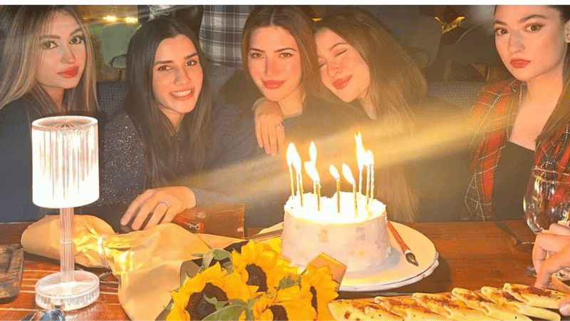 Naimal khawar celebrate her birthday with her husband and her friend circle