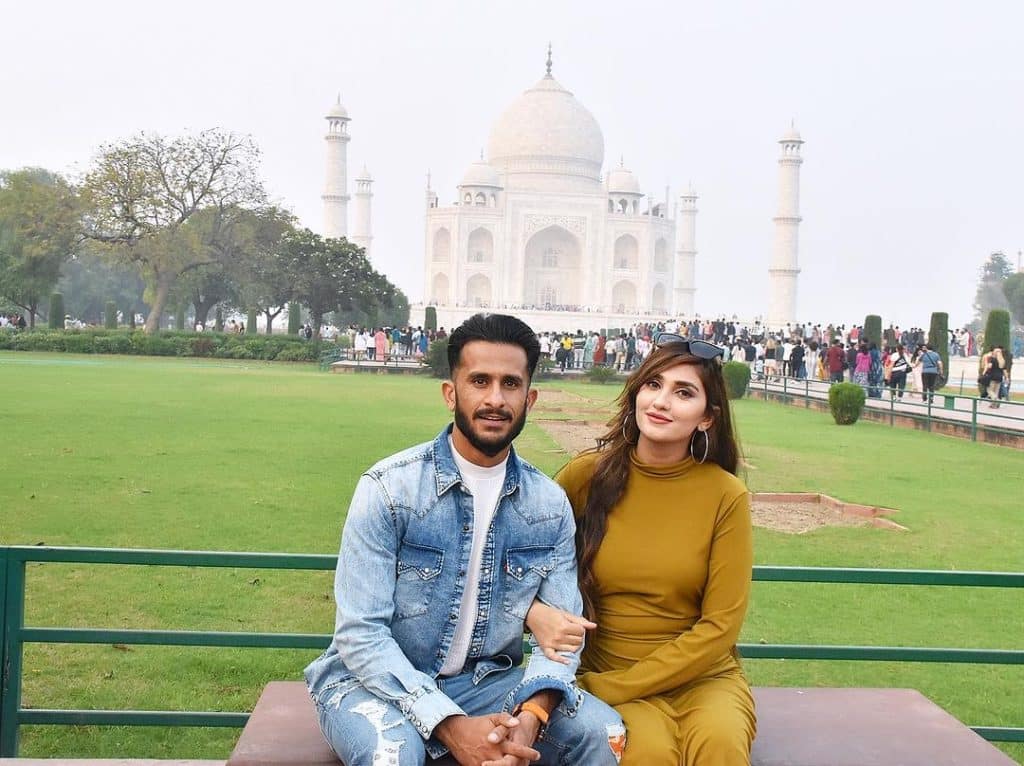 Hassan Ali Pays a Visit to Taj Mahal With Family