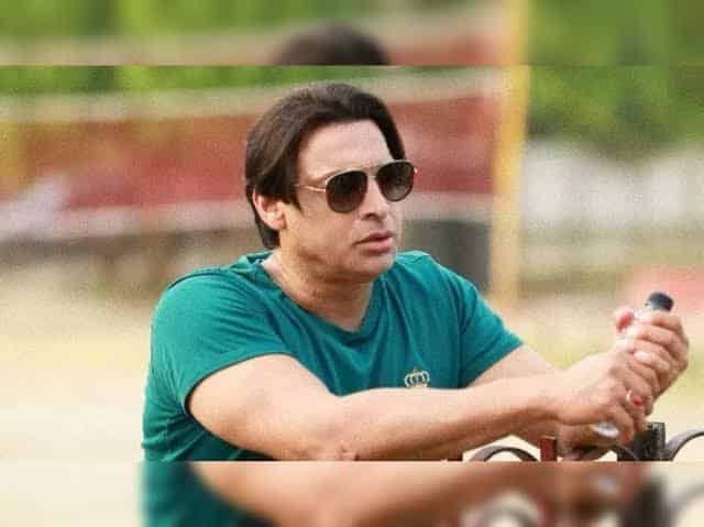 Shoaib Akhtar's Clever Money Making Method
