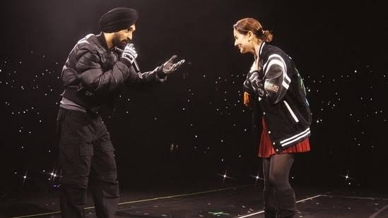 Hania Aamir Heaps Praise on Diljit Dosanjh