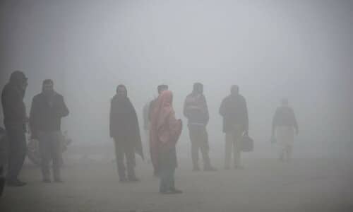 Celebrities Voice Concerns Over Lahore's Smog Crisis