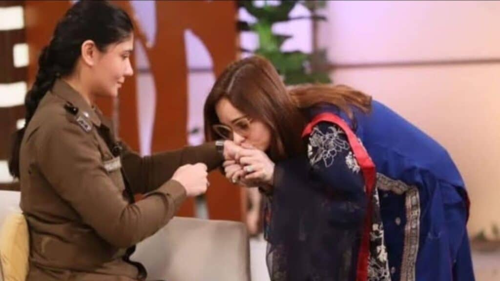 Juggun Kazim Explains the Gesture Behind Kissing ASP Shehrbano’s Hands