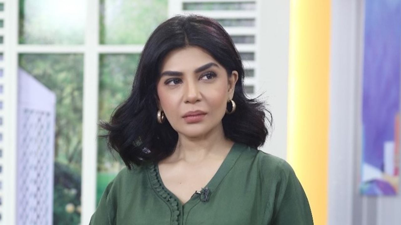 Iffat Omar