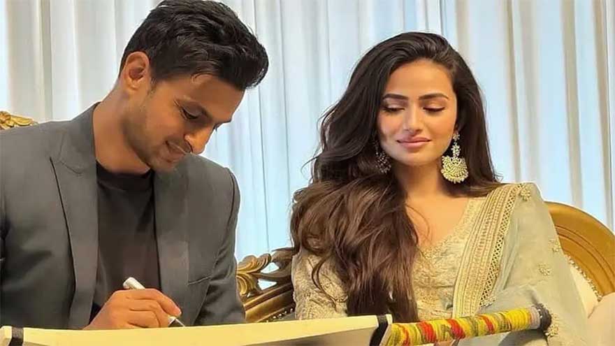 Sana Javed’s ‘My Husband’ Remark Opens Floodgates of Criticism