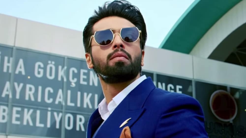 Fahad Mustafa's talk about mental health prompt us to reevaluate where we seek advice, especially when it comes to sensitive topics like relationships.