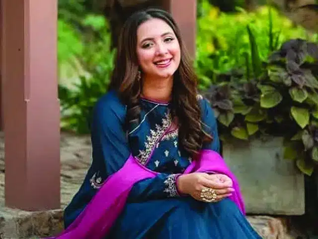 Komal Aziz Khan